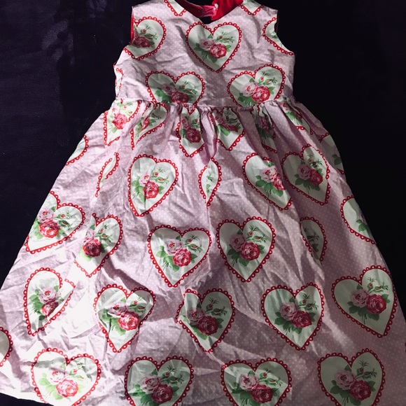 Other - Floral Heart Pattern Dress